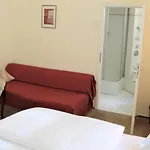Brinn Guest house Berlin
