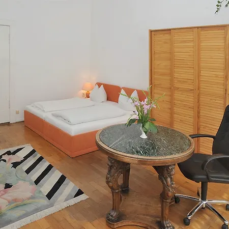 Brinn Guest house 3*