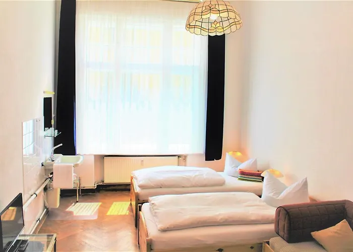 Konukevi Brinn Berlin