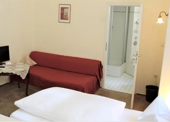 Brinn Konukevi Berlin