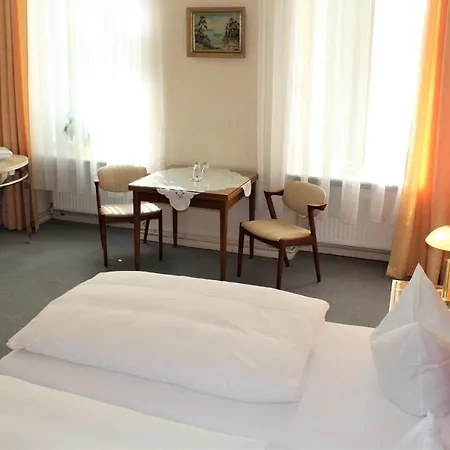 בית הארחה Brinn 3*