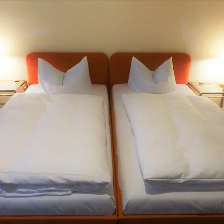 בית הארחה Brinn ברלין