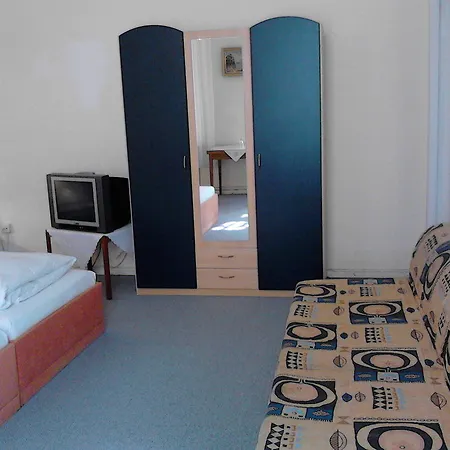 Brinn בית הארחה