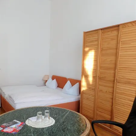 Brinn Guest house 3*